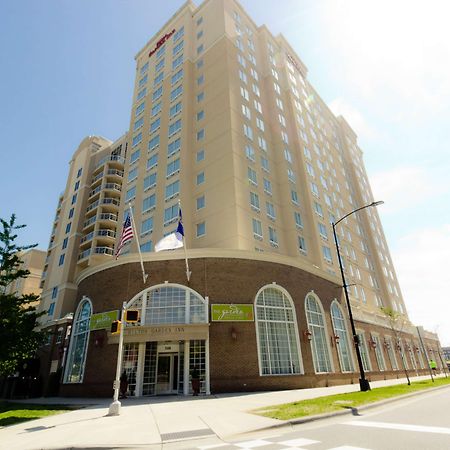 Hilton Garden Inn Charlotte Uptown Exterior foto