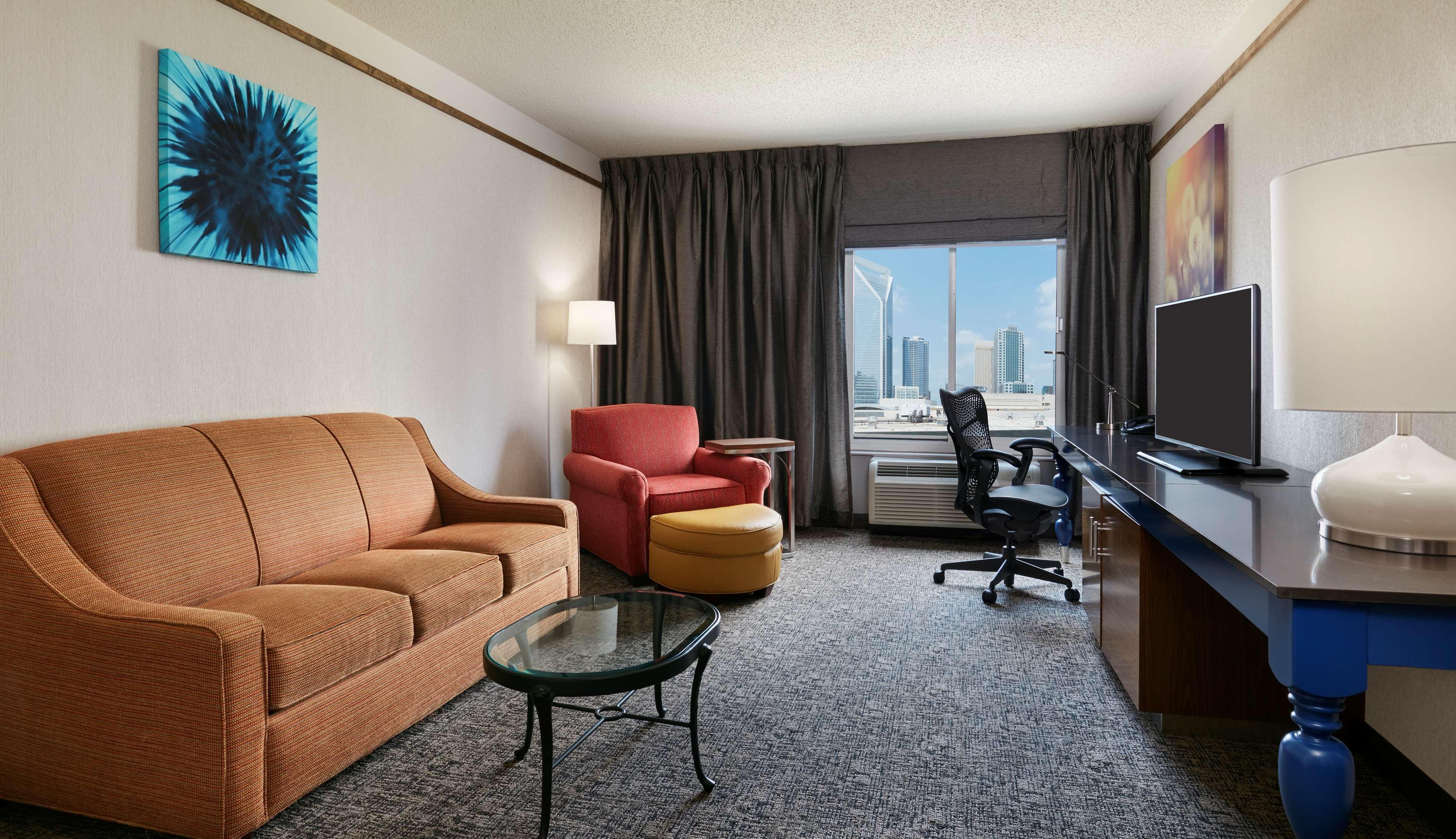 Hilton Garden Inn Charlotte Uptown Exterior foto
