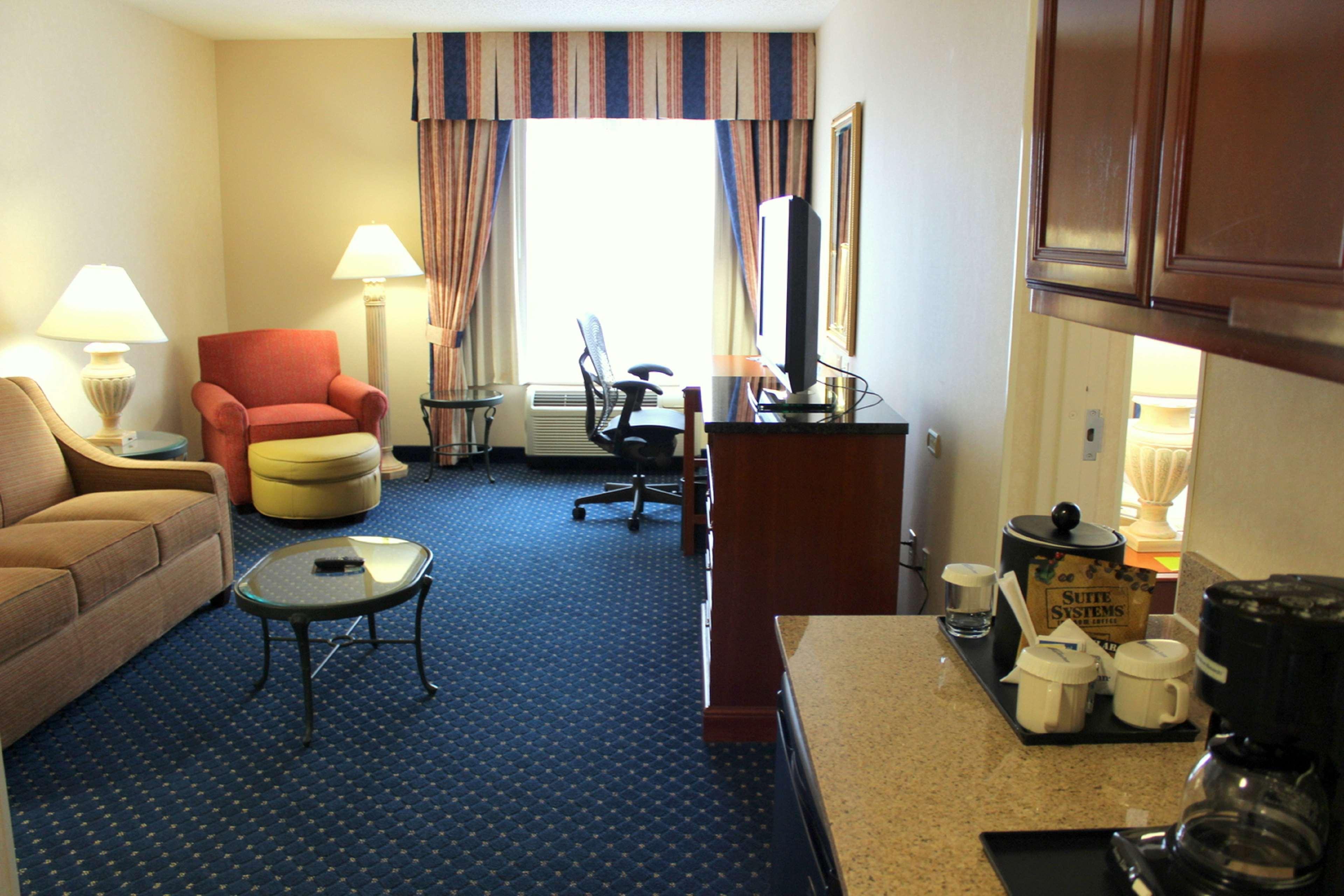 Hilton Garden Inn Charlotte Uptown Exterior foto