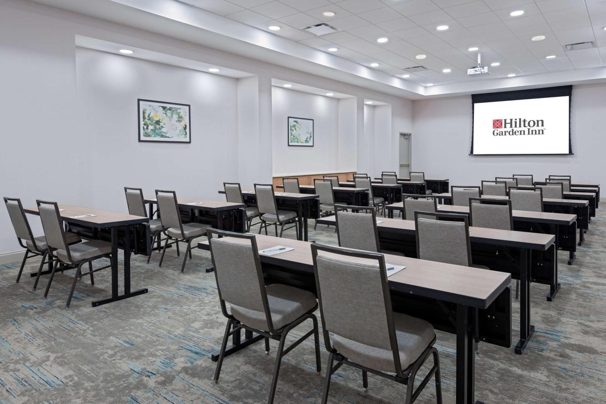 Hilton Garden Inn Charlotte Uptown Exterior foto