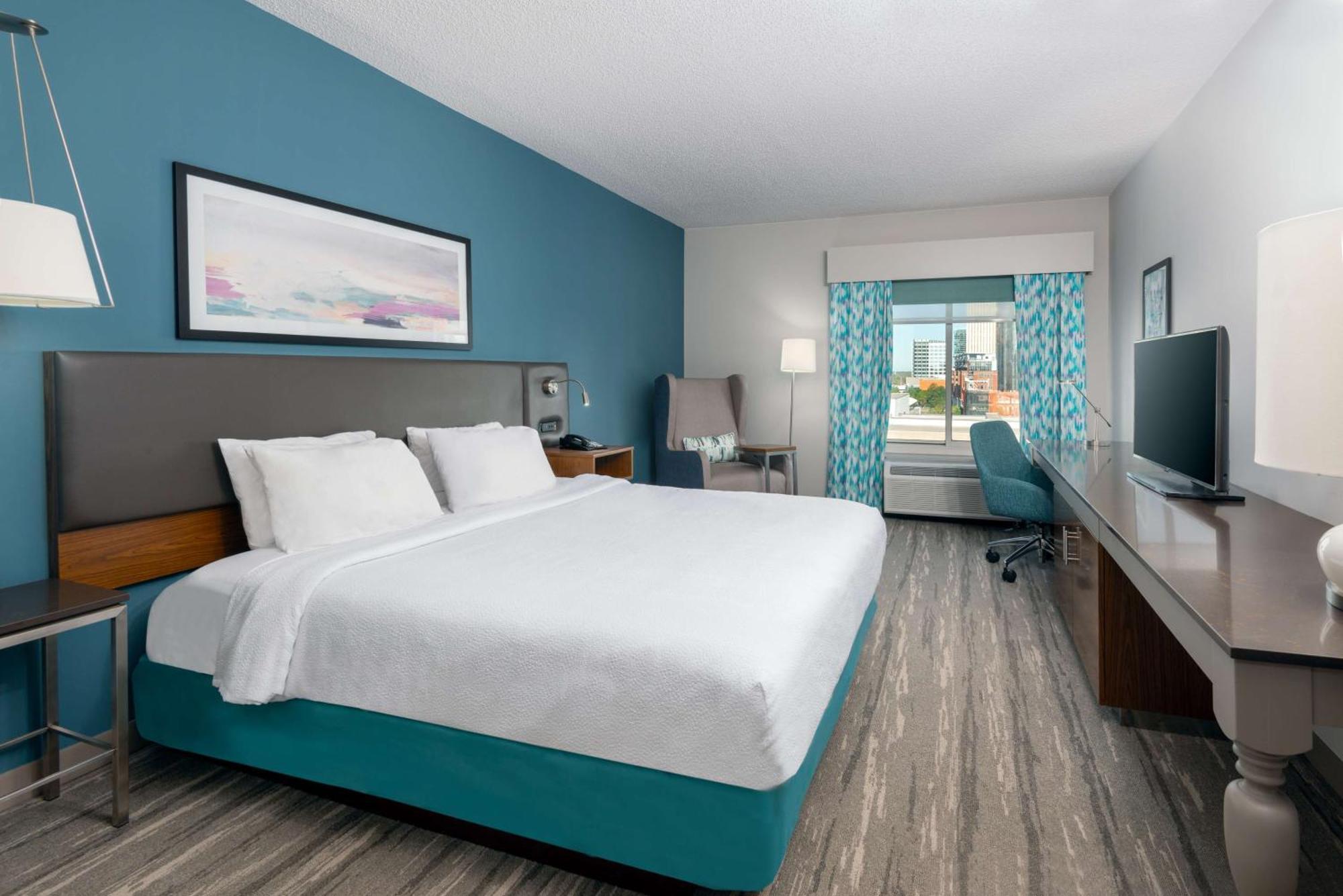 Hilton Garden Inn Charlotte Uptown Exterior foto