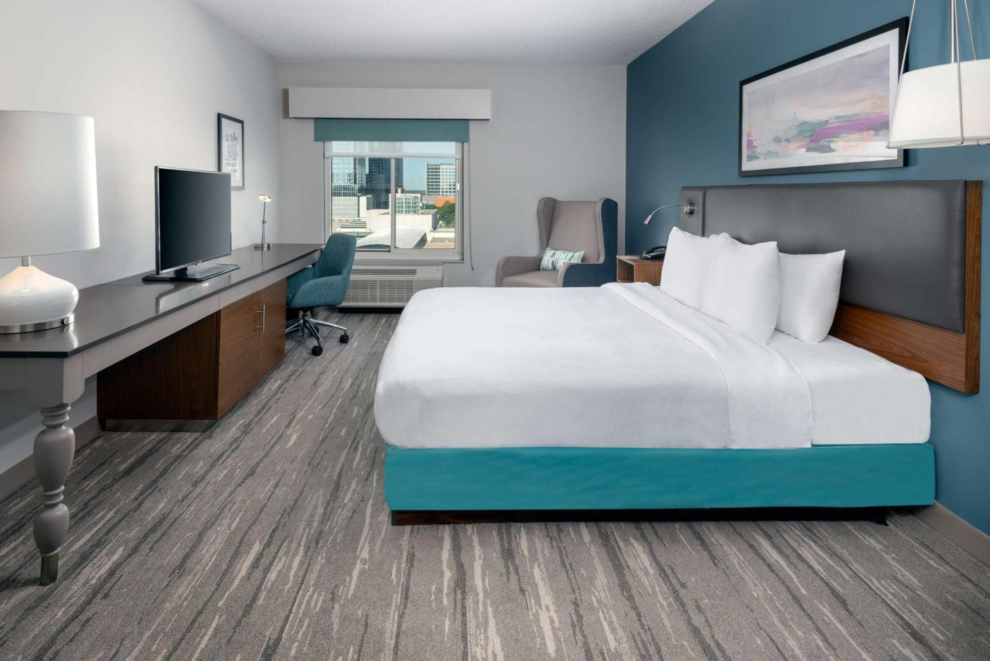 Hilton Garden Inn Charlotte Uptown Exterior foto
